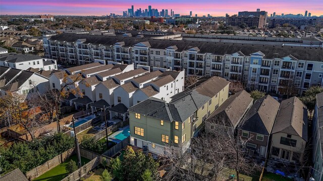 view of aerial view at dusk