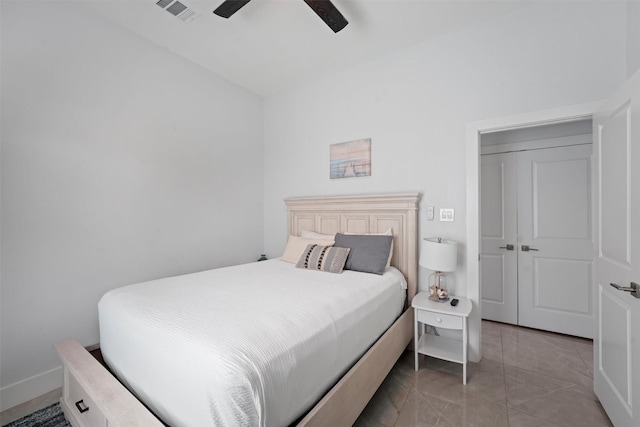 bedroom featuring ceiling fan