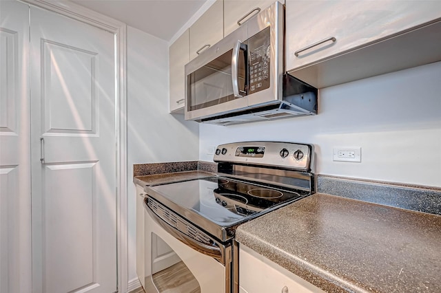 kitchen featuring stainless steel appliances