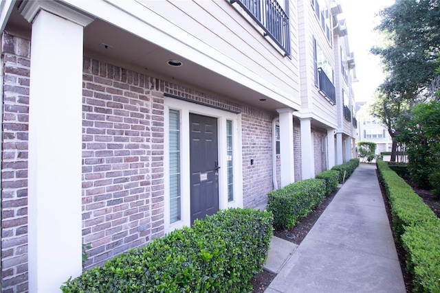 view of entrance to property