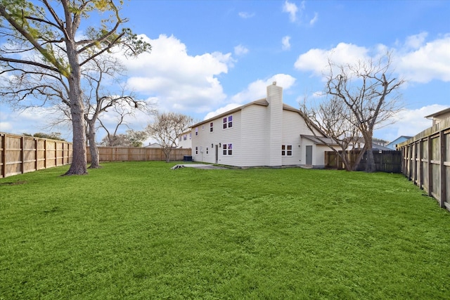 view of yard with a patio