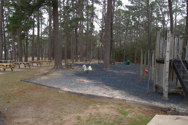 122 Kings Way, Coldspring, TX 77331