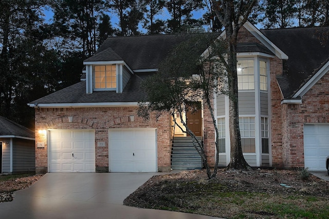 view of front facade featuring a garage