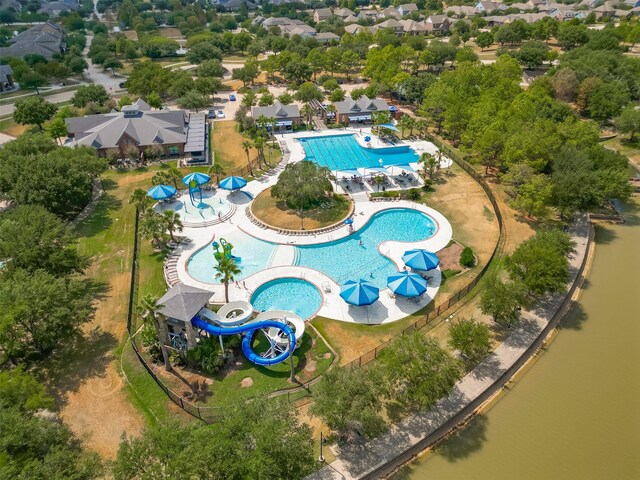 bird's eye view of a pool area