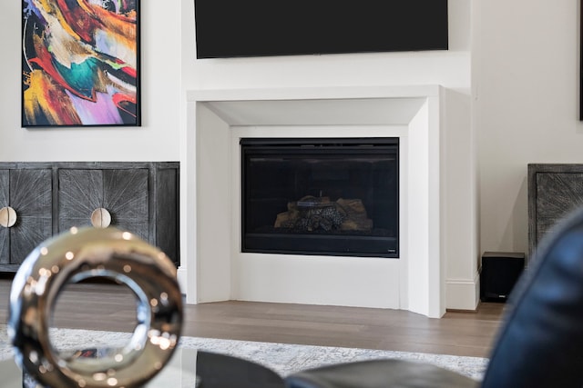 room details featuring hardwood / wood-style floors