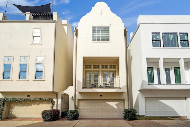 view of townhome / multi-family property