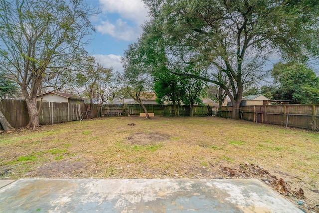 view of yard with a patio