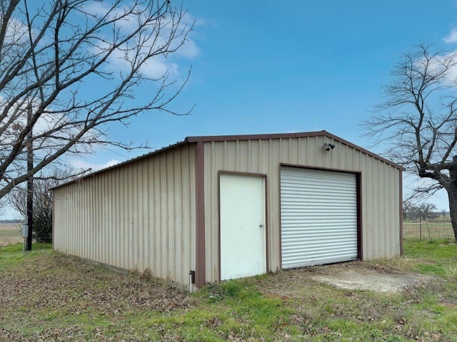 5053 E Fm 485, Cameron, TX 76520 - view of outbuilding with a garage