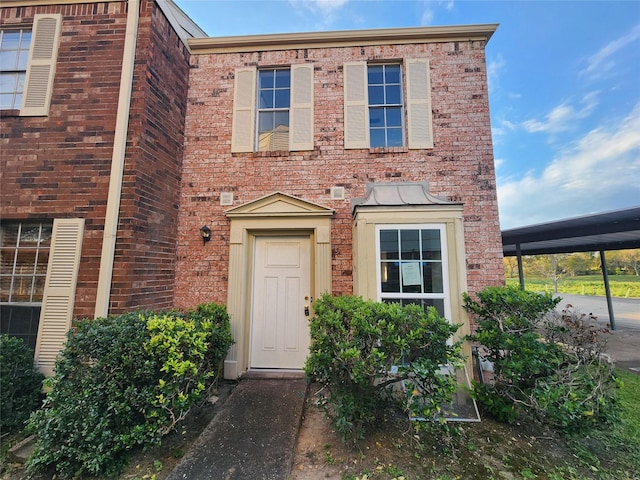 view of front of home