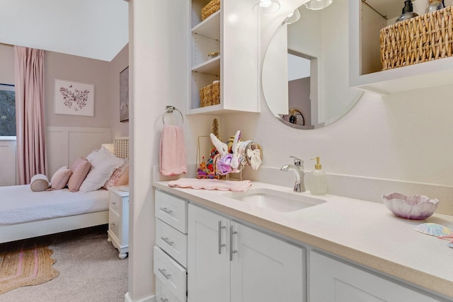 bathroom with vanity