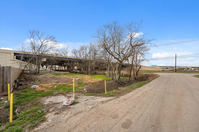 8114 Bassett St, Houston, TX 77051
