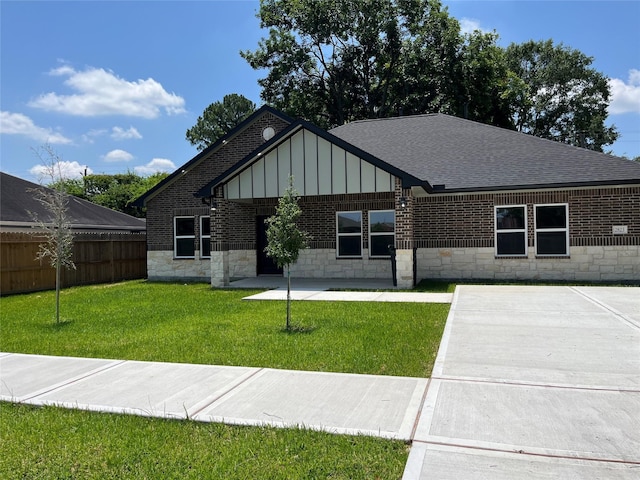 2823 Vega St, Houston, TX 77088 - photo 4