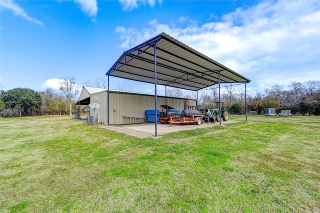 view of parking / parking lot featuring a carport and a lawn