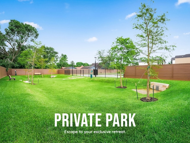 2106 Dewalt St Unit A, Houston, TX 77088 - view of yard