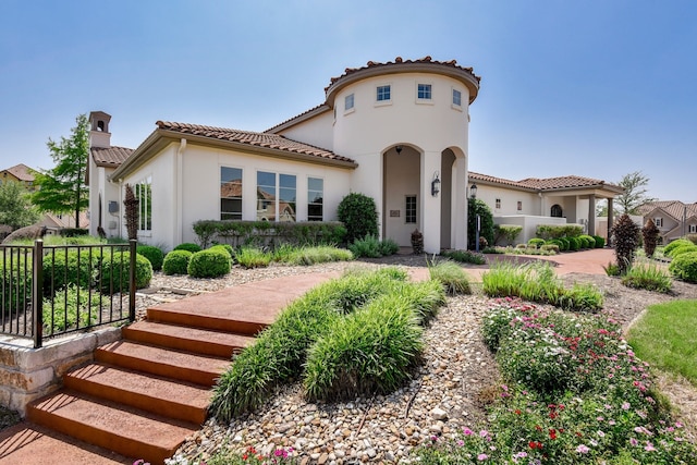 view of mediterranean / spanish-style home