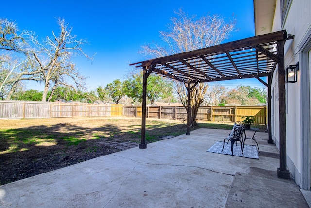 view of patio featuring a pergola