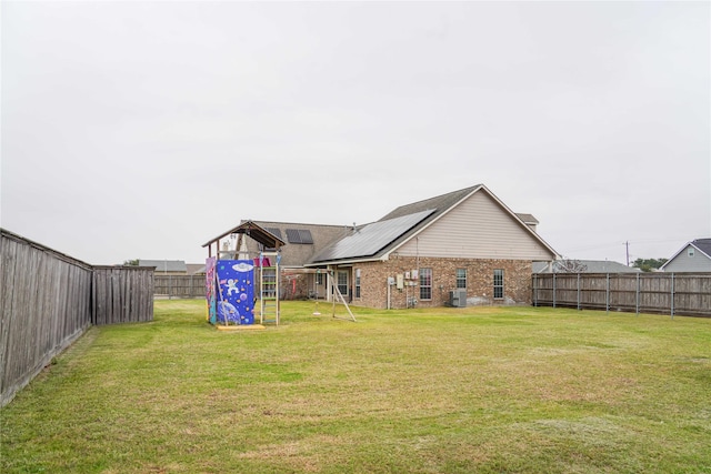 view of yard featuring cooling unit