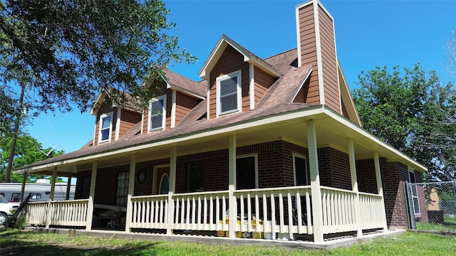 view of front of house with covered porch