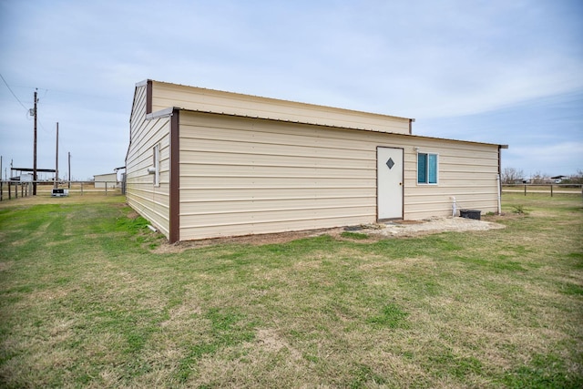 exterior space featuring a yard