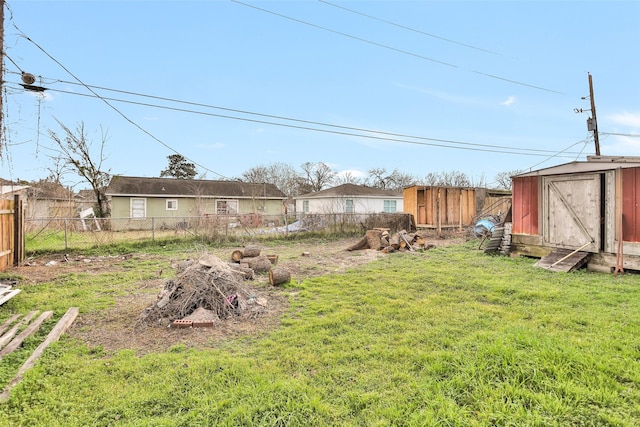 view of yard with a shed