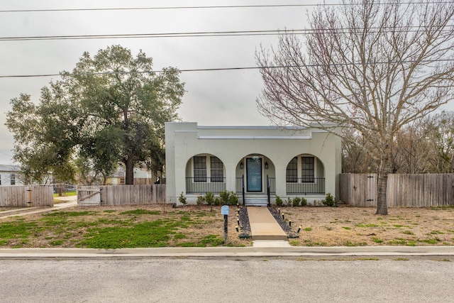 view of front of house with a porch