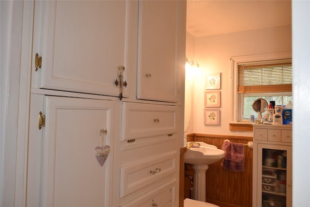 bathroom with sink