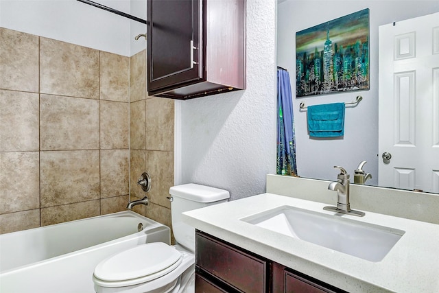 full bathroom featuring vanity, shower / bathtub combination with curtain, and toilet