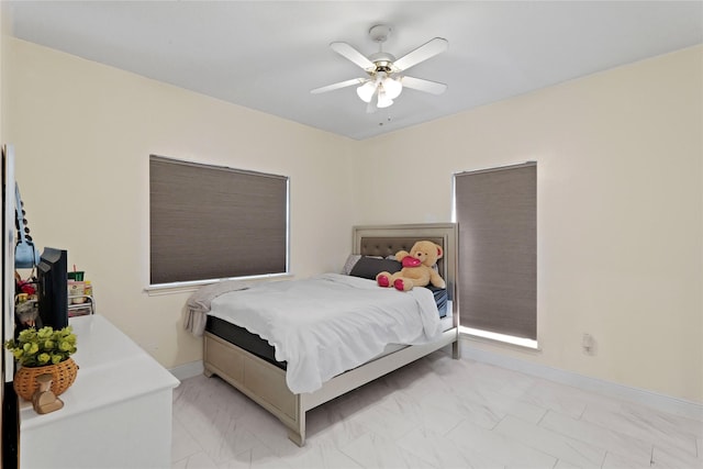 bedroom with ceiling fan