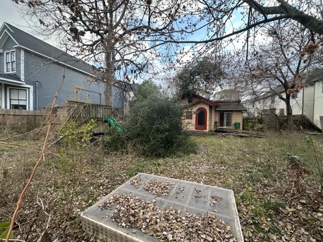 1418 W 24th St, Houston, TX 77008