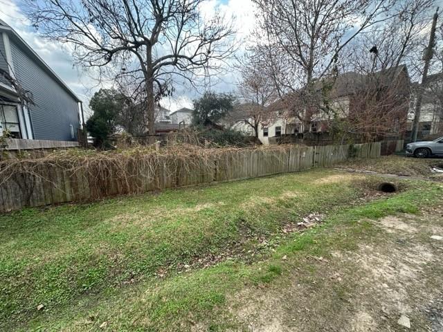 1418 W 24th St, Houston, TX 77008