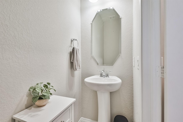 bathroom with sink