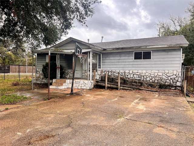 view of front of home