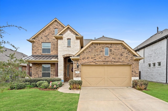 craftsman inspired home with a front lawn