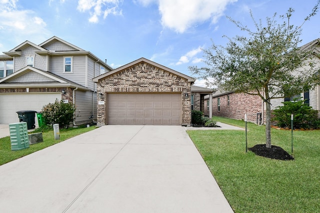 view of front facade with a front yard