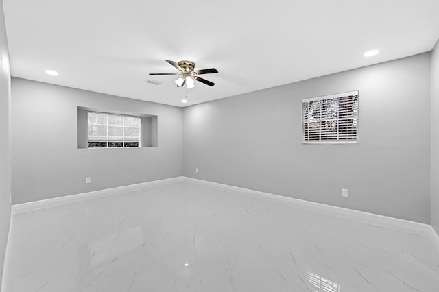 empty room with ceiling fan