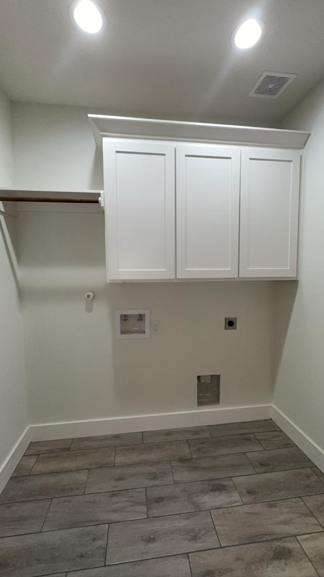 washroom with washer hookup, hookup for an electric dryer, and gas dryer hookup