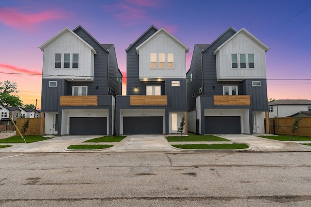 view of front facade with a garage