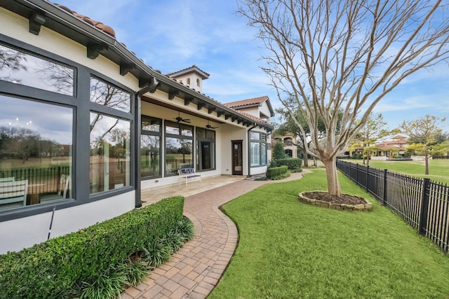 view of yard featuring a patio area