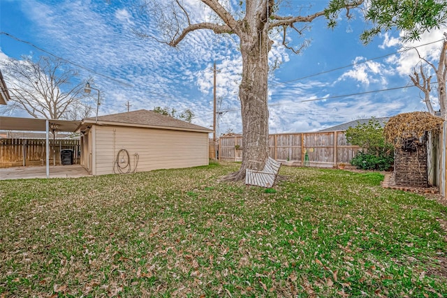 view of yard with a patio area