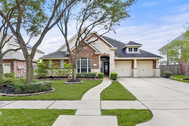 craftsman inspired home featuring a garage and a front yard