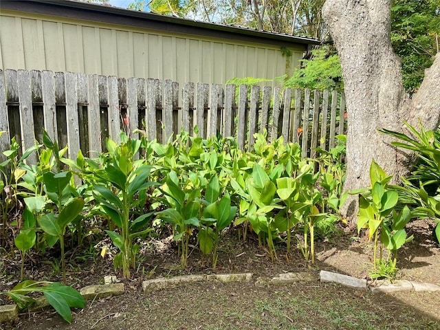 exterior details with fence