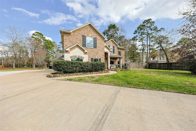 front of property featuring a front yard