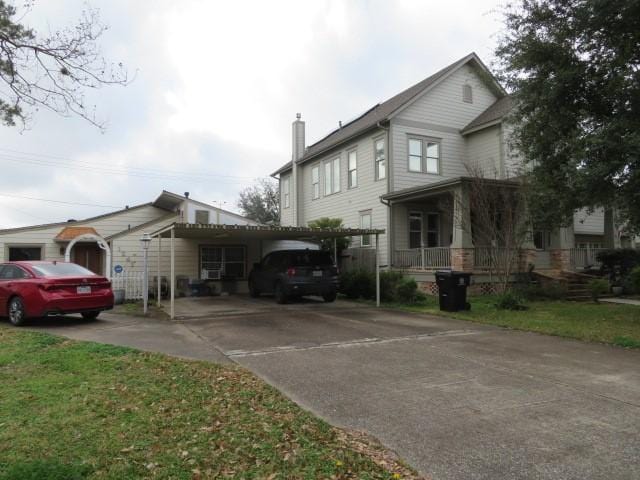 view of home's exterior