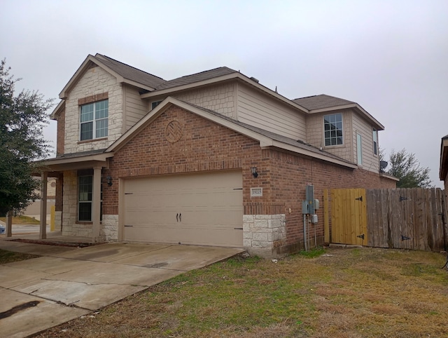 view of front of house with a front yard