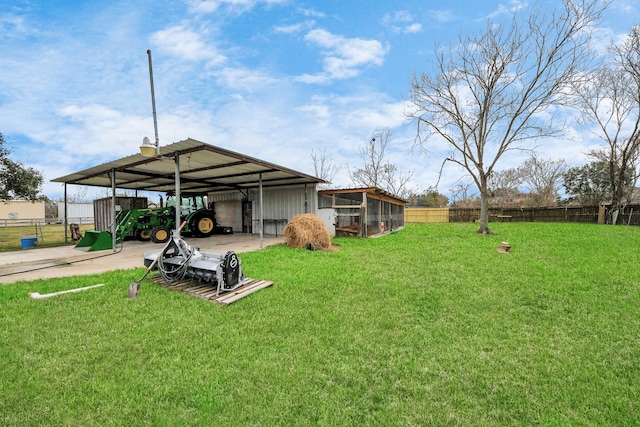 view of yard featuring a carport