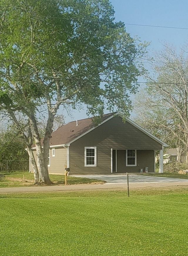 exterior space featuring a front lawn