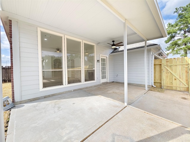 view of patio with ceiling fan