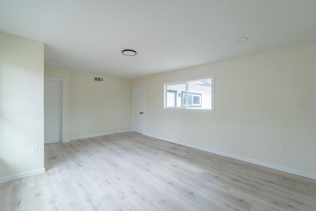 empty room featuring light hardwood / wood-style flooring