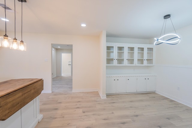 dining area featuring light hardwood / wood-style floors