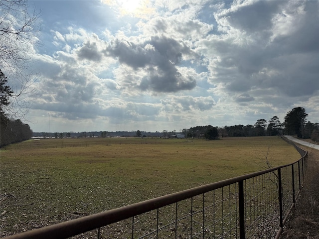 view of yard featuring a rural view